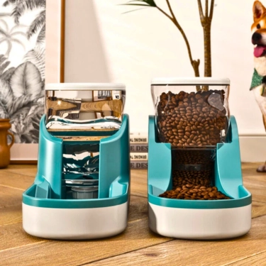 Automatic-Pet-Feeder-and-Water-Dispenser-6.webp