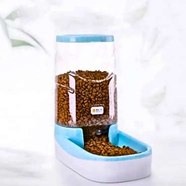 Pet-Feeder-and-Water-Dispenser-25.webp